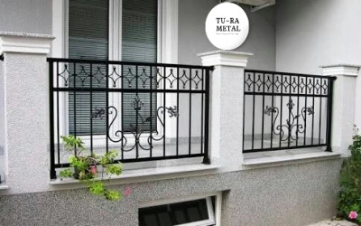 DEMİR DOĞRAMA FERFORJE BALKON KORKULUKLARI