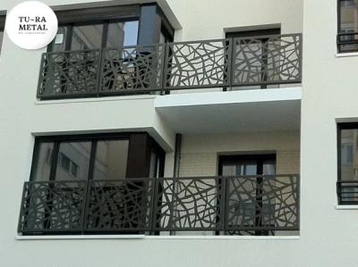 DEMİR DOĞRAMA FERFORJE BALKON KORKULUKLARI